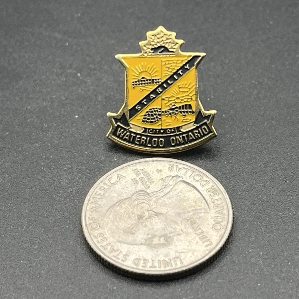 City Of Waterloo Ontario Canada Crest Lapel‎ Hat Pin